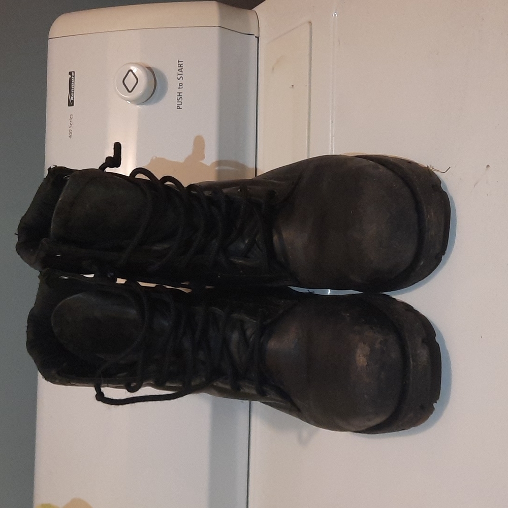 Vibram combat boots